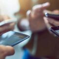 La paura di essere disconnessi. Cosa è la Fear Of Missing Out (FOMO)
